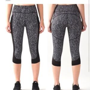 Lululemon Fit Physique Crop Leggings Size 6